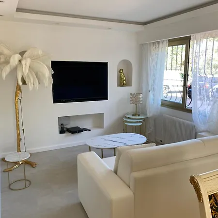Beau 2 Pieces 55m2 10 Min A Pied Du Centre De *