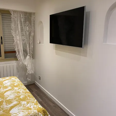 Beau 2 Pieces 55m2 10 Min A Pied Du Centre De *